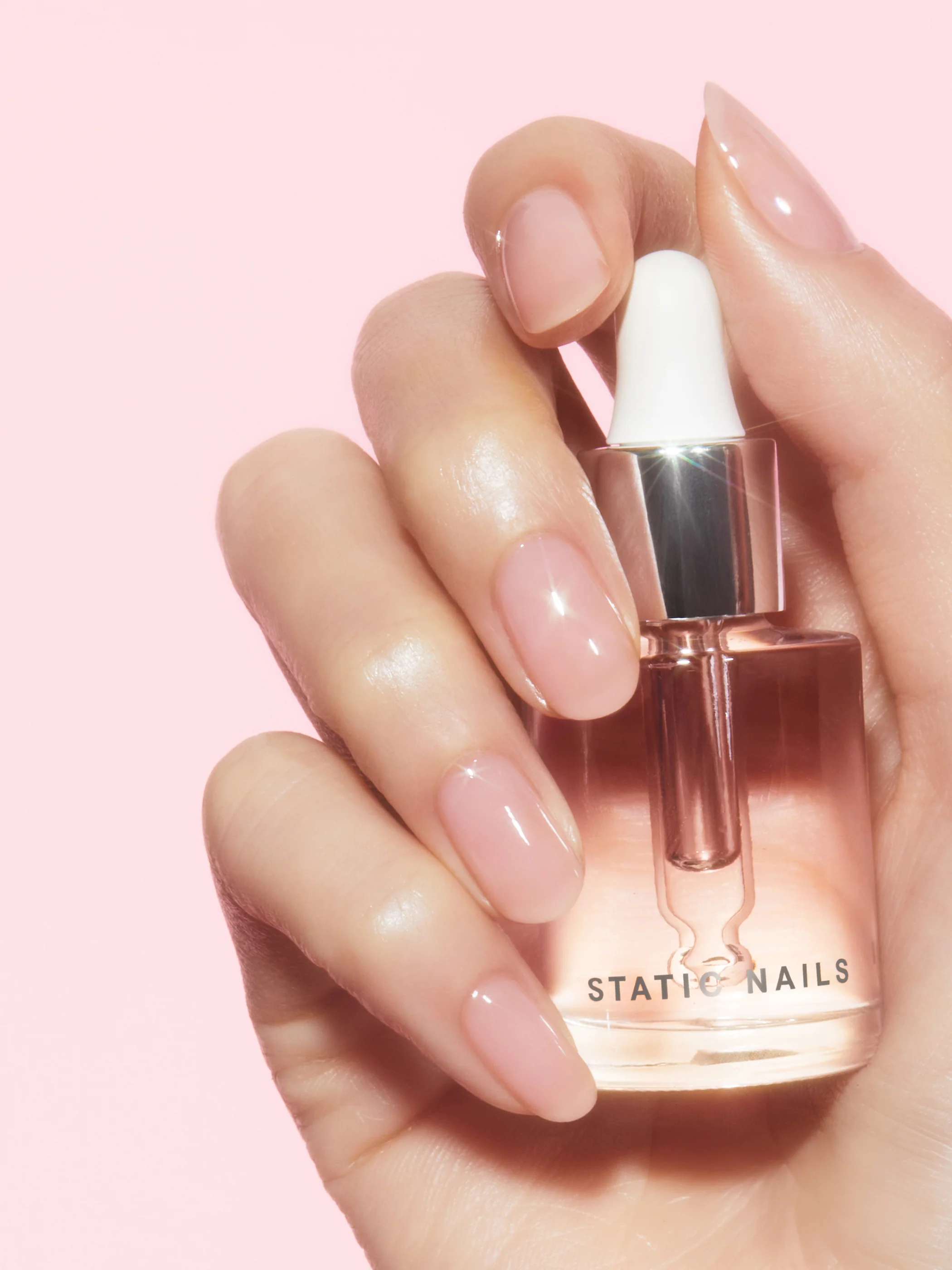 SIGNATURE PINK 5-IN-1 RAPID GROWTH NAIL TREATMENT - Image 9